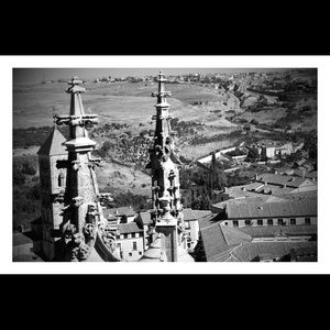 Meet your Posher, Leyda